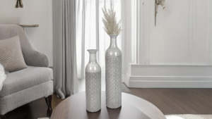 Read more about the article Five of our favourite monochrome vases